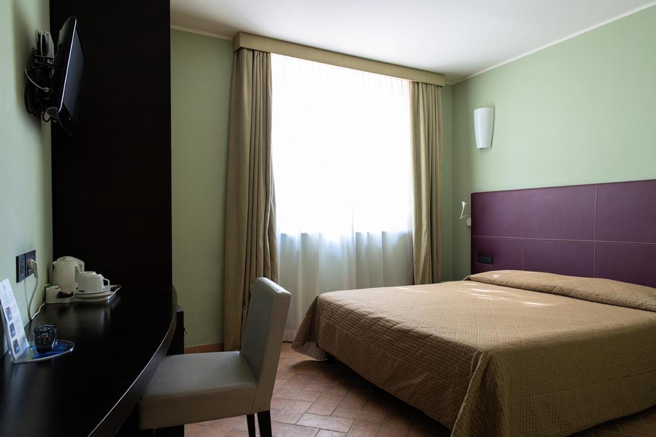 Magione Papale Relais 호텔 라킬라 외부 사진